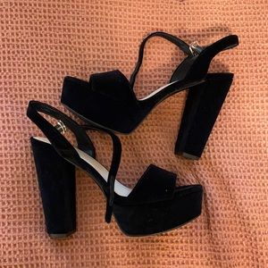 Nine West velvet heels